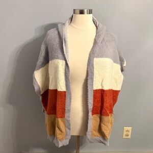 ON BLUE Cozy Light Gray Knit Hooded sleeveless Cardigan/vest